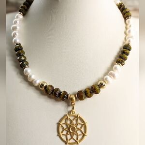 Yellow Opal Glass & Freshwater Pearls W/ Pendant In Beaded Necklace